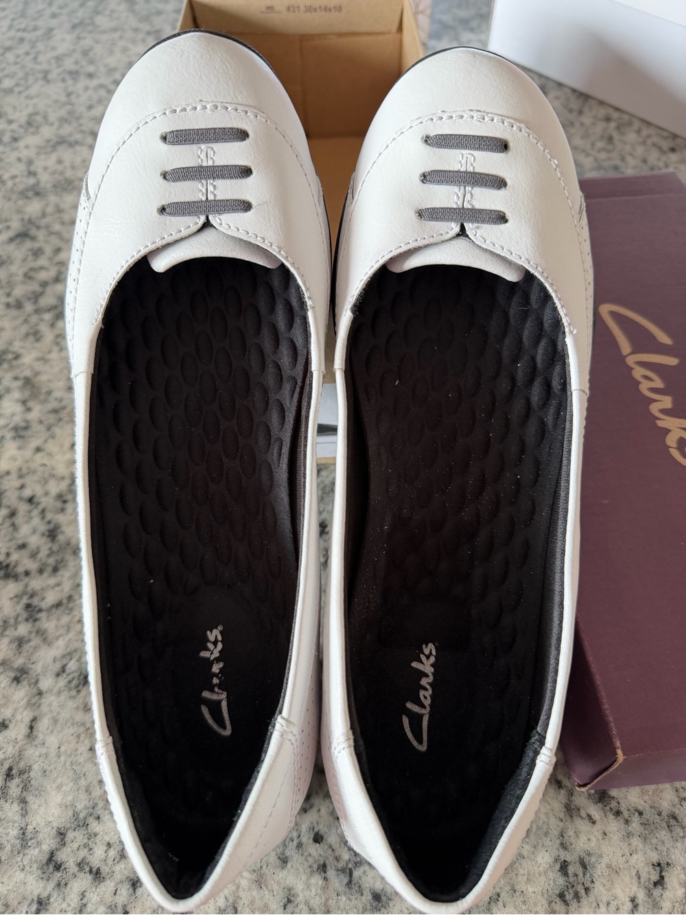 Clarks White Leather Slip-On Casual Flats with Black Insole